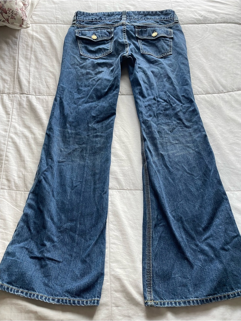 Old Navy Y2K Low Rise Flap Pocket Bootcut Flare Jeans 10 Classic Preppy 2000s - Picture 3 of 9